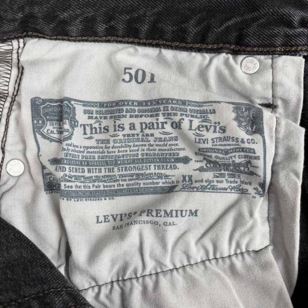Levi's Denim Shorts Womens 28 Black 501 Button Fly Cut Off Distressed Frayed - Picture 5 of 12